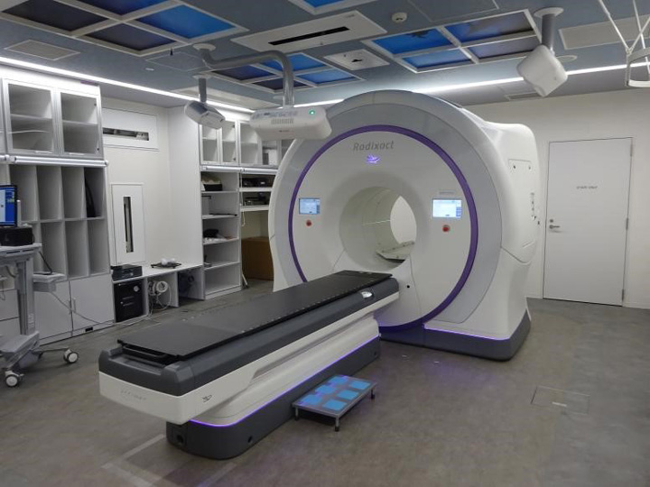 Accuray RadixactX9 X線：6MV