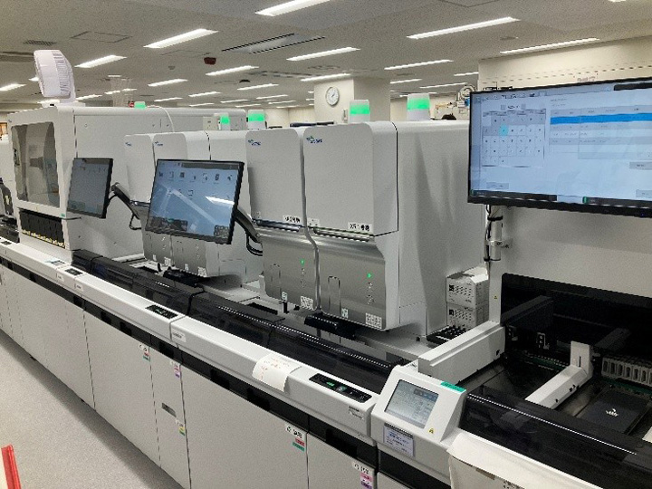 多項目自動血球算定装置（XR9000）