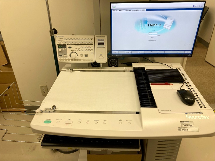 脳波検査装置（EEG-1284）